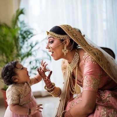 mehndi photoshoot posing with niece 