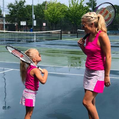 mother daughter photoshoot outfit ideas  playing tennis 